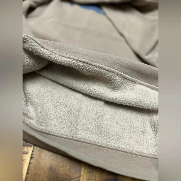 Stance MFG EST. 2009 Crewneck Sweater NWOT - Picture 7 of 7